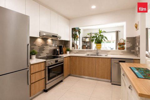 3 bedrooms Villa in Dubai, UAE No. 185993 7