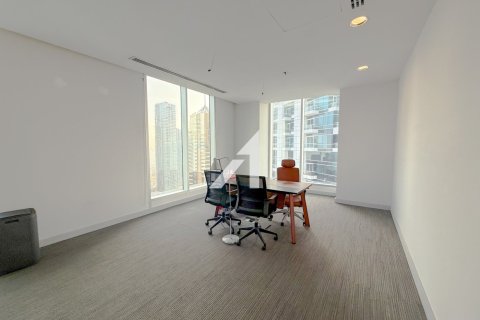 667m² Office in Dubai Marina, UAE No. 144049 3