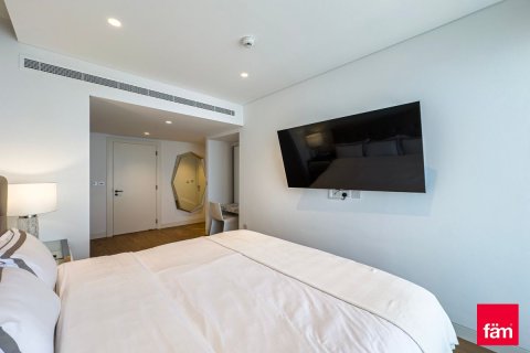 3 bedrooms Apartment in Dubai, UAE No. 36396 8