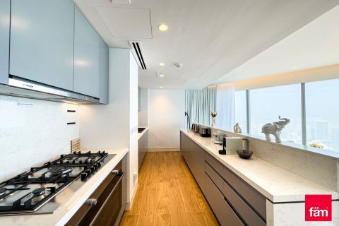 3 bedrooms Apartment in Dubai, UAE No. 36396 10