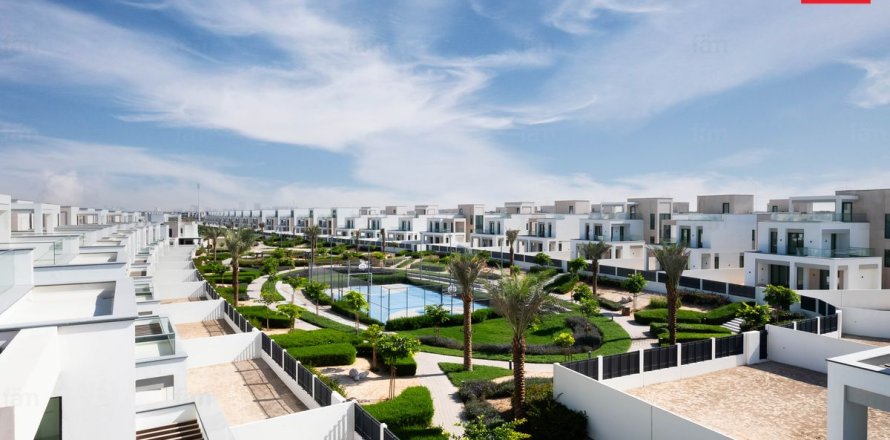 Вилла с 4 спальнями в Дубай, ОАЭ №131285