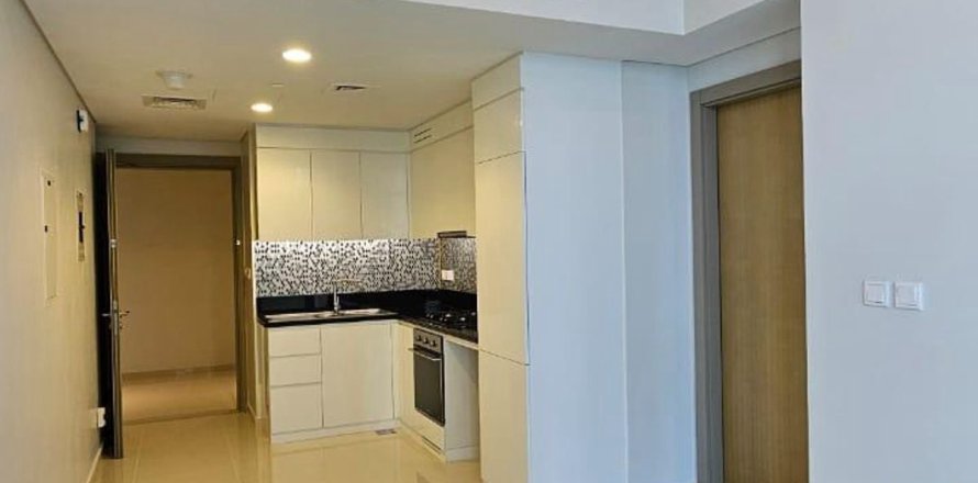 Квартира с 1 спальней в Бизнес-Бэй, ОАЭ №131286