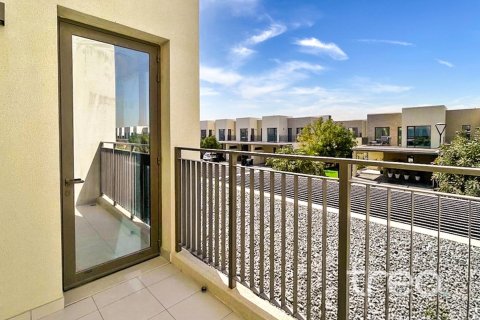 Townhouse de 3 chambres à EMAAR South, UAE No. 206155 10
