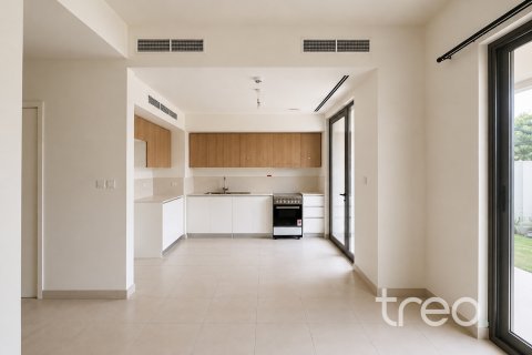 Townhouse de 3 chambres à EMAAR South, UAE No. 206155 3