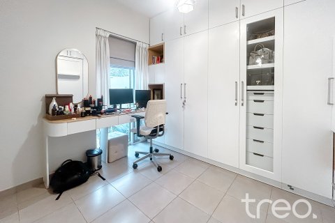 3 bedrooms Apartment in EMAAR South, UAE No. 206154 15