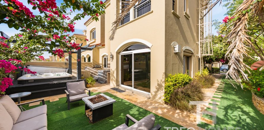 3 غرف نوم تاون هاوس في Casa Dora, الإمارات العربية المتحدة رقم 81789