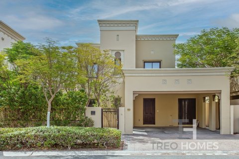 Villa de 4 chambres à Casa, UAE No. 81777 24