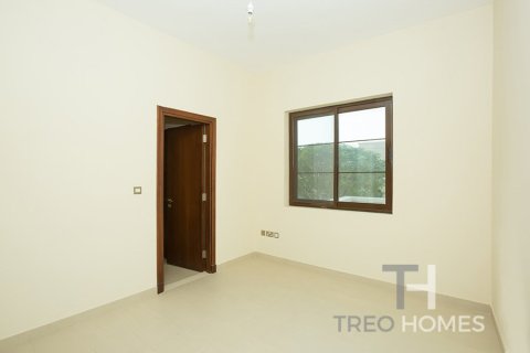 Villa de 4 chambres à Casa, UAE No. 81777 14