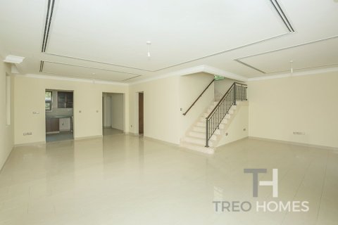 Villa de 4 chambres à Casa, UAE No. 81777 4