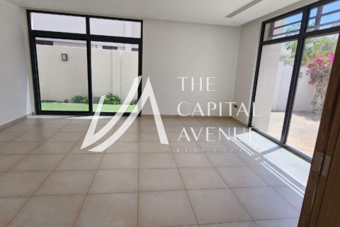 4 bedrooms Villa on the Yas Island, UAE No. 136900 4