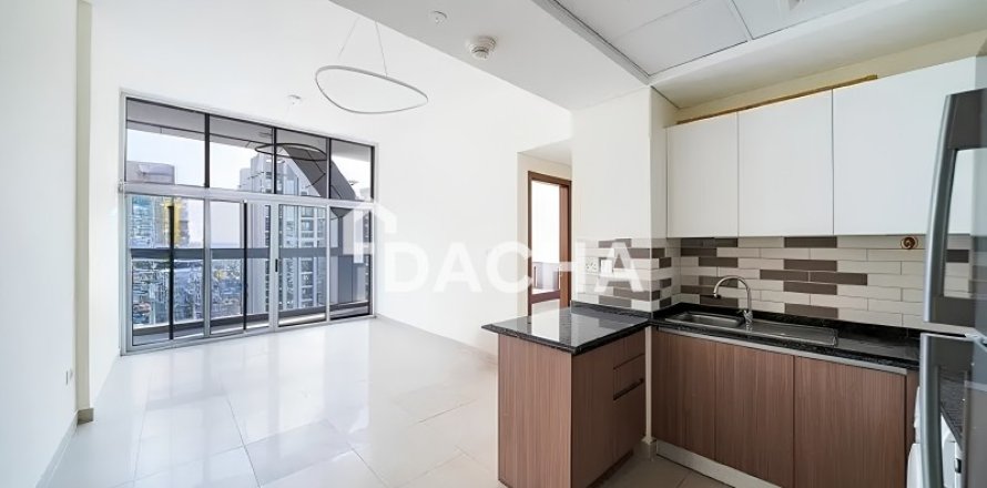 Appartement de 1 chambre à Azizi Star, UAE No. 170228