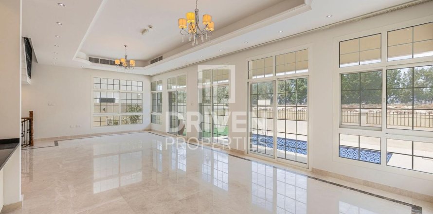5 bedrooms Villa in The Villa, UAE No. 139047
