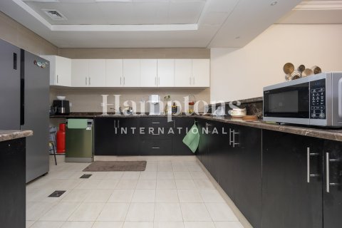 Townhouse de 4 dormitorios  No. 118736 8