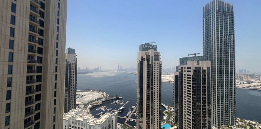 Apartment de 3 dormitorios en Dubai, UAE No. 145402