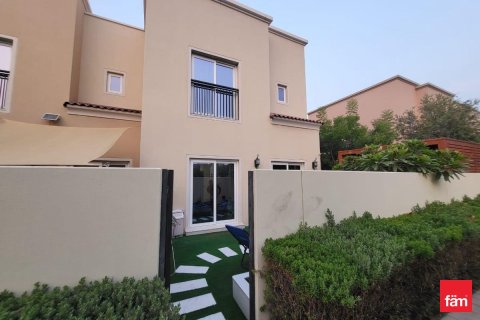 Villa de 4 dormitorios en Dubai, UAE No. 135664 5