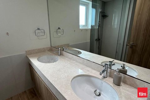 Villa de 4 dormitorios en Dubai, UAE No. 135664 13