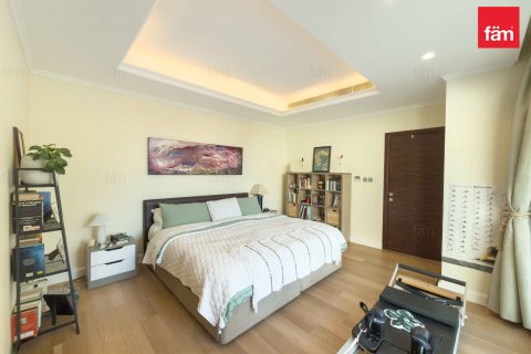 4 bedrooms Villa in Dubai, UAE No. 135669 6