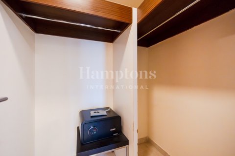 Apartment de 3 dormitorios en The Address Dubai Marina, UAE No. 147455 13