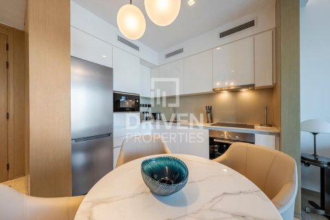 Квартира с 1 спальней в Address Harbour Point, ОАЭ №189687 12