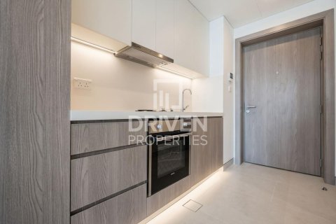 Studio Apartment in Dubai Sports City, UAE No. 190624 4