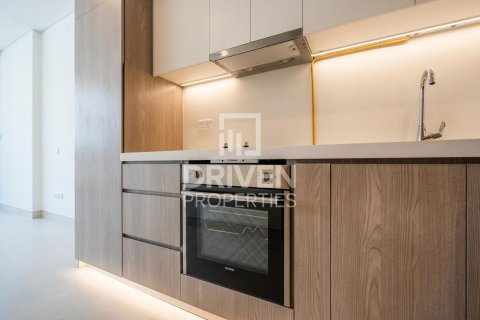 Studio Apartment in Dubai Sports City, UAE No. 190624 6
