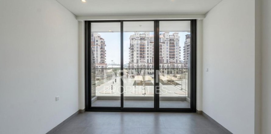 Studio Apartment in Dubai Sports City, UAE No. 190624
