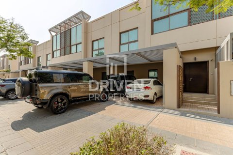 Villa de 4 chambres à Meydan, UAE No. 190630