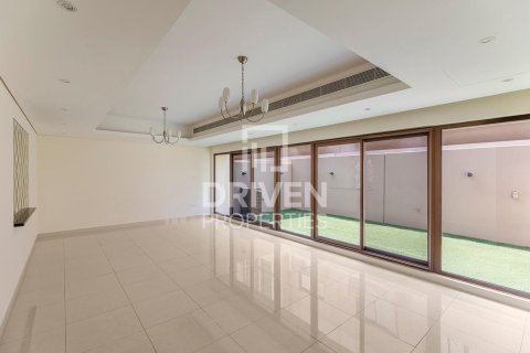 Villa de 4 chambres à Meydan, UAE No. 190630 4