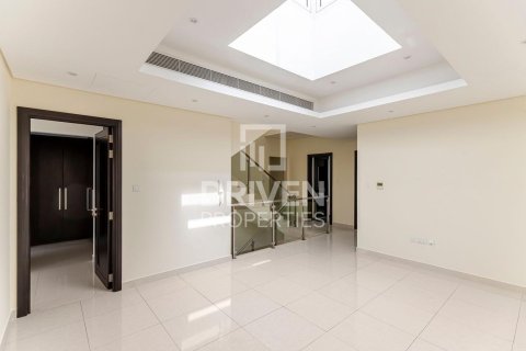 Villa de 4 chambres à Meydan, UAE No. 190630 9