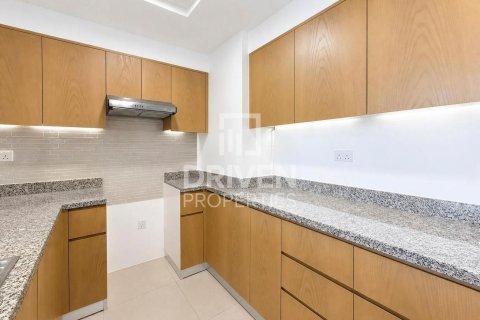 2 bedrooms Apartment in Bellevue Towers, UAE No. 188689 10