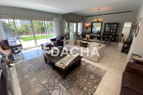 3 غرف نوم فيلا في Jumeirah Village Triangle, الإمارات العربية المتحدة رقم 164751 6