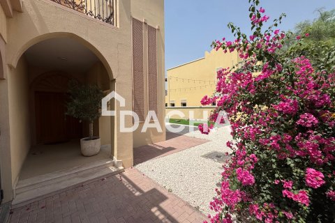 Вилла с 2 спальнями в Jumeirah Village Triangle, ОАЭ №164753 21