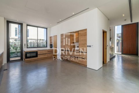 5 bedrooms Villa in La Mer, UAE No. 190300 14