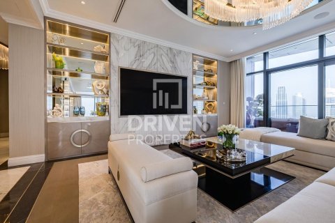 Apartment de 4 dormitorios en Opera District, UAE No. 189785 10