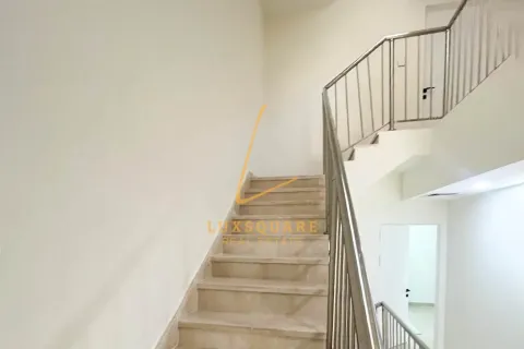 Villa de 4 dormitorios No. 124947 18