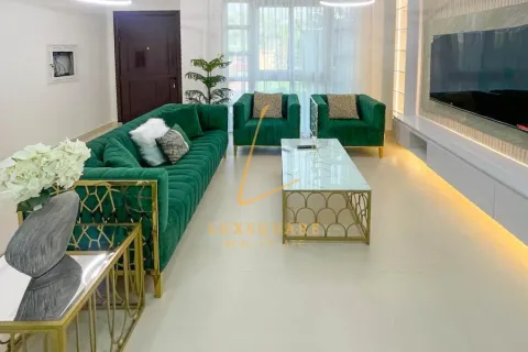 Villa de 4 dormitorios No. 124947 5