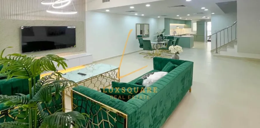 Villa de 4 dormitorios No. 124947