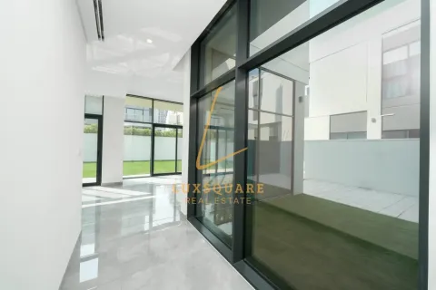 4 غرف نوم فيلا في Murooj Al Furjan, الإمارات العربية المتحدة رقم 163773 9