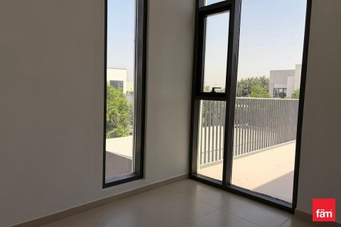 4 bedrooms Villa in Dubai, UAE No. 161815 5