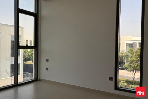 4 bedrooms Villa in Dubai, UAE No. 161815 8