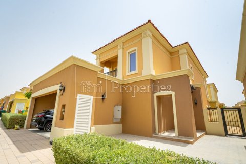 Villa de 3 dormitorios  No. 109606 2