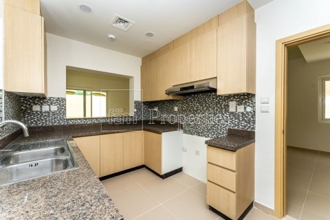 Villa de 3 dormitorios  No. 109606 10