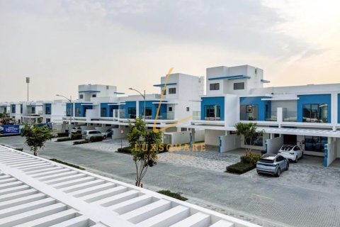 4 bedrooms Villa in Damac Lagoons, UAE No. 134955 11