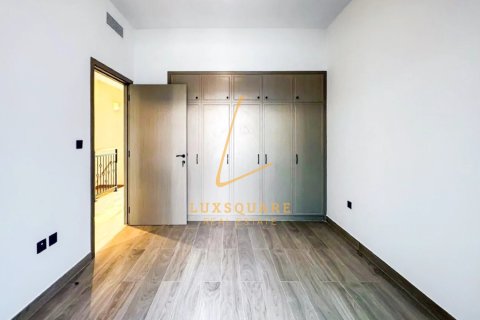 4 bedrooms Villa in Damac Lagoons, UAE No. 134955 8