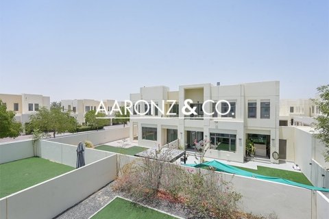 Villa de 3 dormitorios en Dubai, UAE No. 143873 17