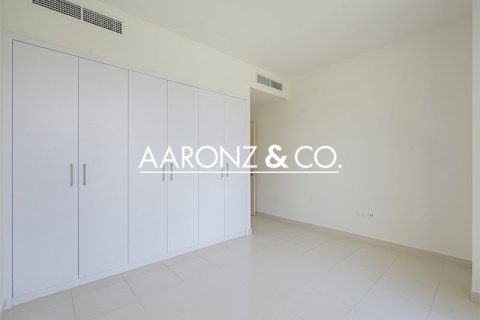 Villa de 3 dormitorios en Dubai, UAE No. 143873 7