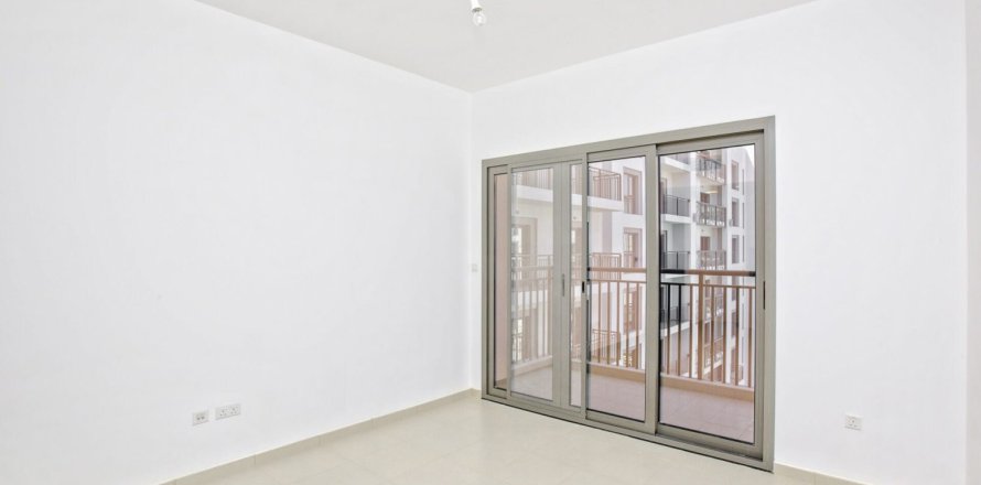 2 bedrooms Apartment in Zahra Apartments, UAE No. 185016