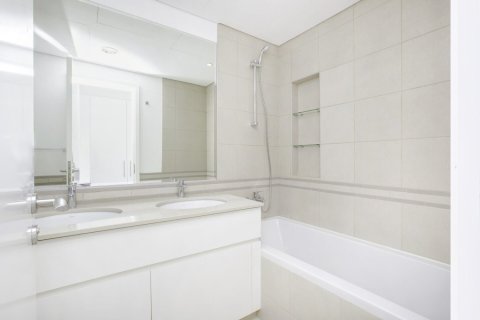 2 bedrooms Apartment in Zahra Apartments, UAE No. 185016 11