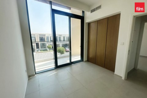 4 bedrooms Villa in Dubai, UAE No. 210784 6