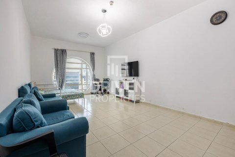 Квартира с 2 спальнями в Dubai Sports City, ОАЭ №191154 4